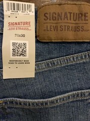 28×30 Signature by Levi Strauss & Co. Men’s Athletic Fit NWT.